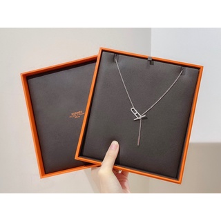 LV MONOGRAM ECLIPSE CHARMS NECKLACE, 名牌, 服裝- Carousell