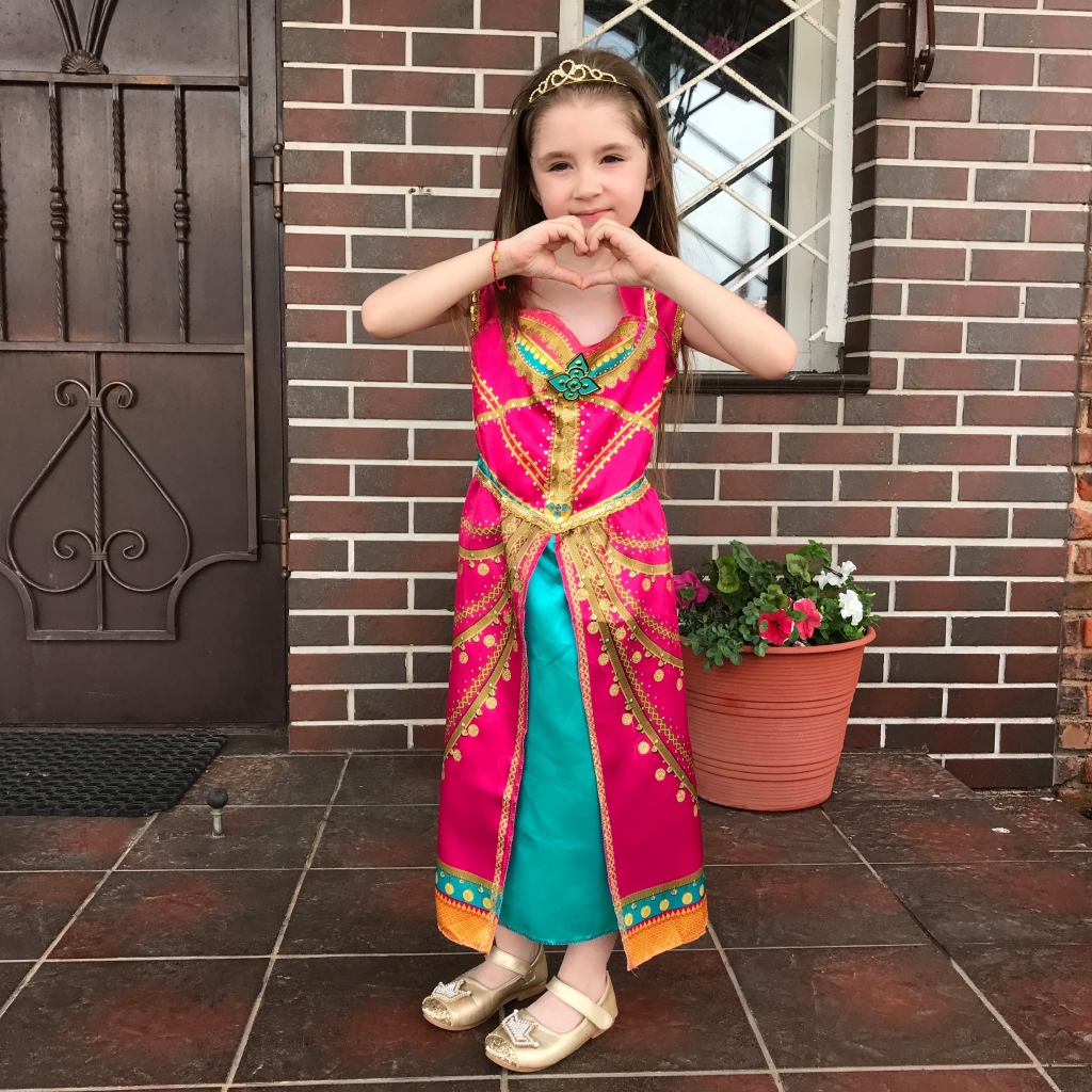 Princess jasmine 2024 pink outfit