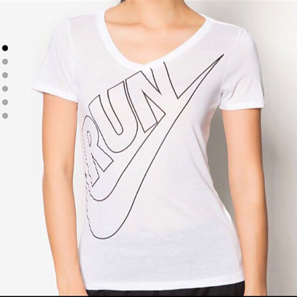 White nike shirt on sale women's