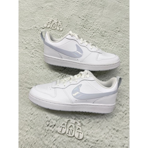 tenis nike borough low