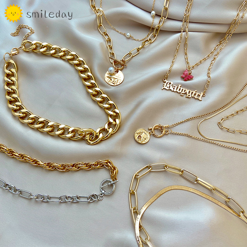Fashion Retro Gold Necklace Korean Personality Lock Butterfly Pearl Pendant Multilayer Chain Choker Women Jewelry Accessories Gift