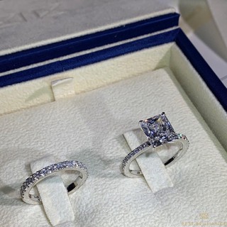 BRILLIANT CUBIC ZIRCONIA LUXURY ENGAGEMENT RING