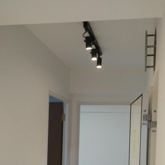 Track light deals hdb