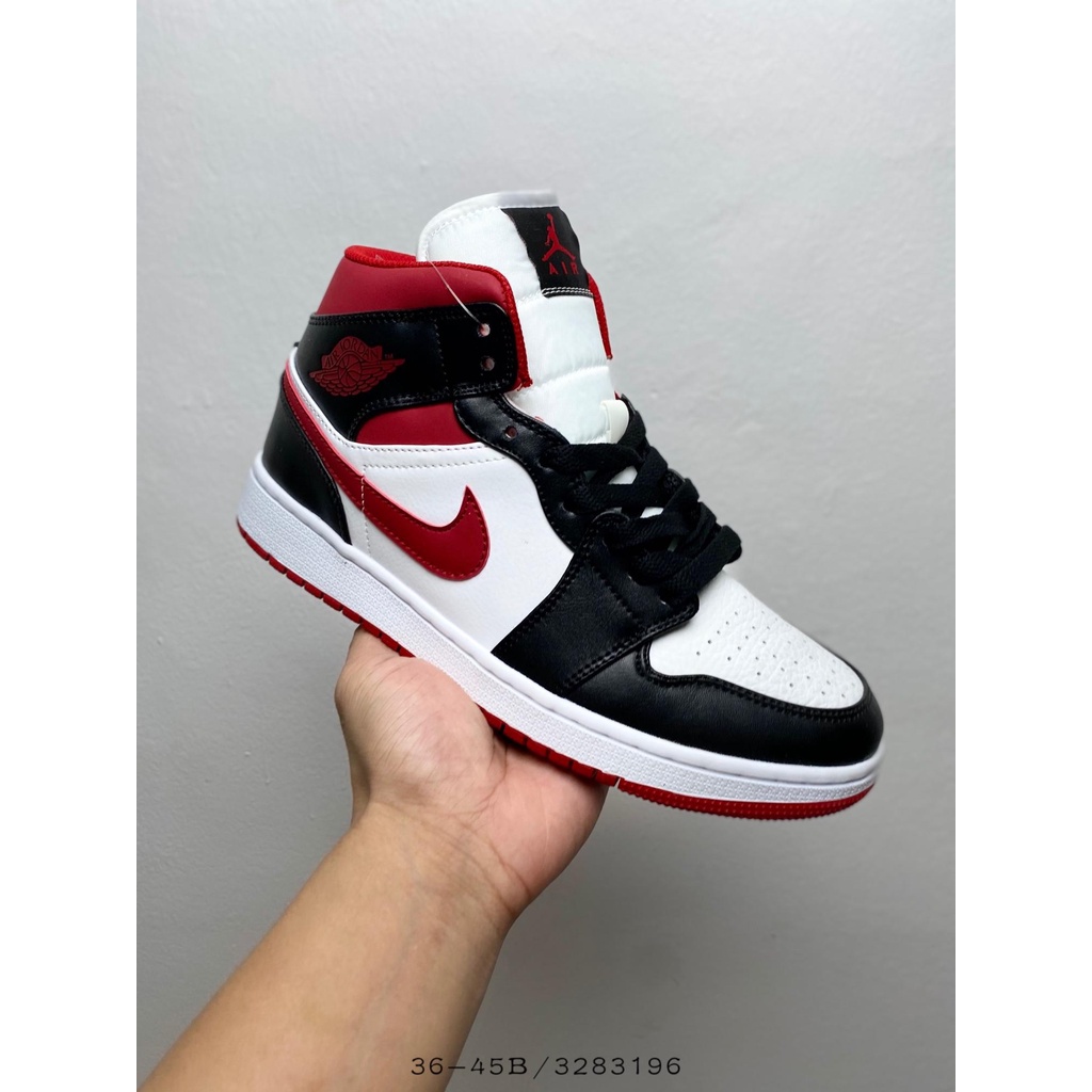 White metallic sale red jordan 1