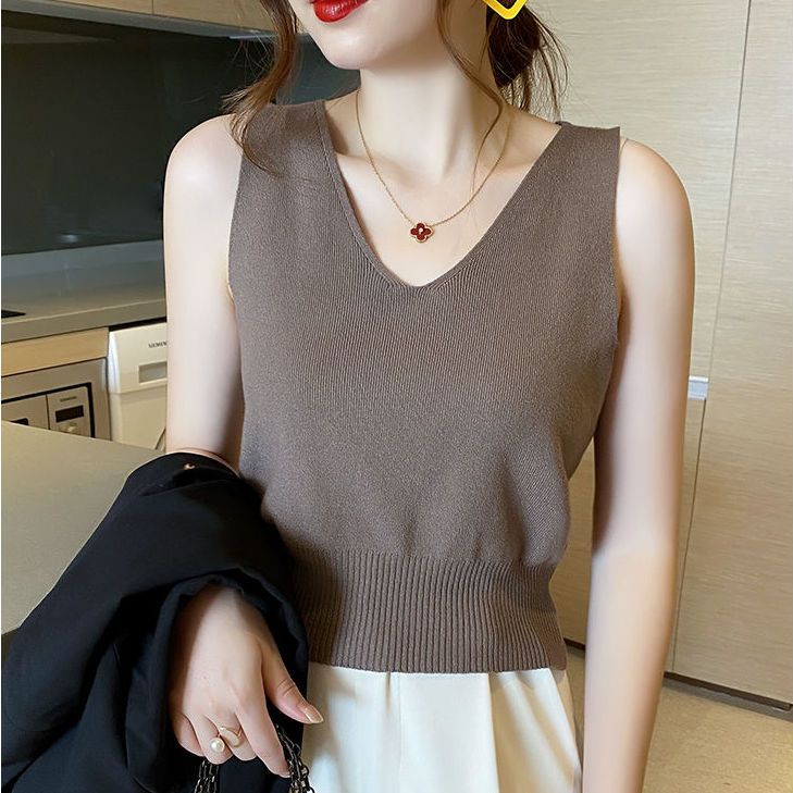 Heavy Embroidery V-neck Draped Ice Silk Shirt