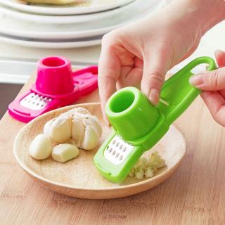 Manual Garlic Chopper Roller Cutter Garlic Press Vegetable Fruit Mincer  Garlic Ginger Chili Masher Household Kitchen Tool(4pcs, Green)