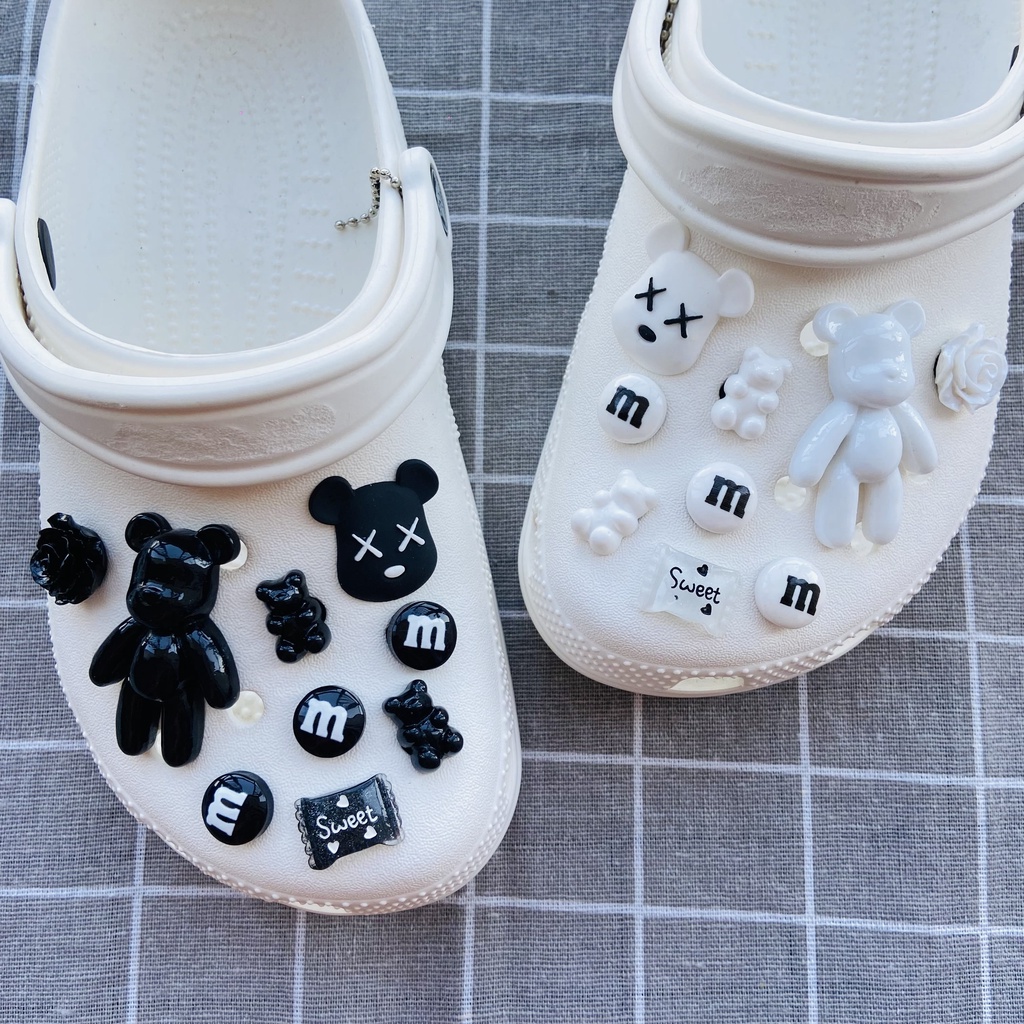 18PCS bearbrick KAWS clog slipper sticker Charm Button Fashion Shoes ...