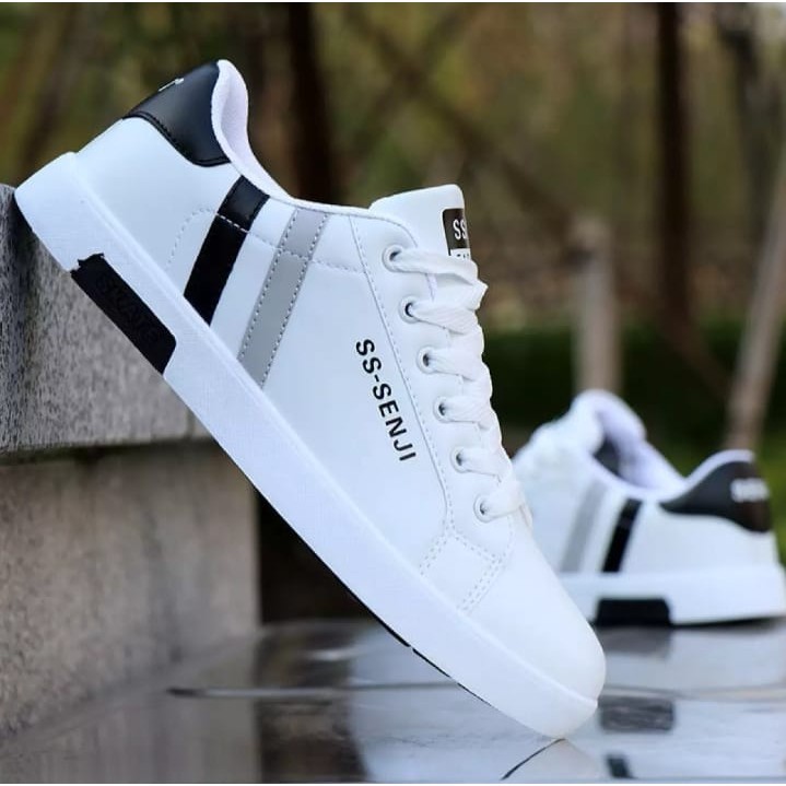 Casual on sale sneaker shoes