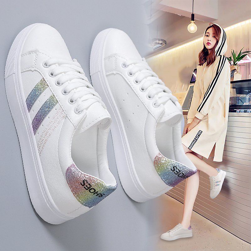 White soled best sale tennis shoes