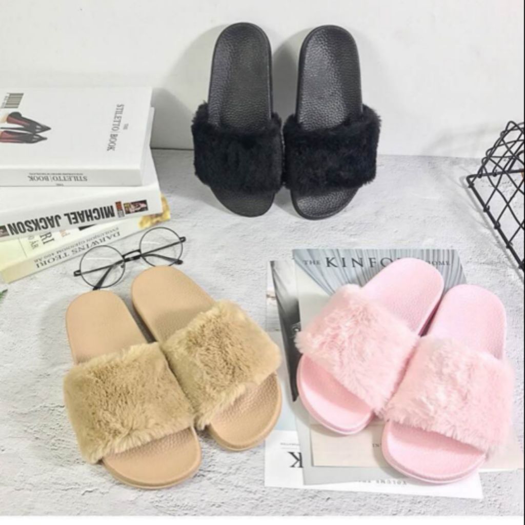 Fur bathroom slippers hot sale