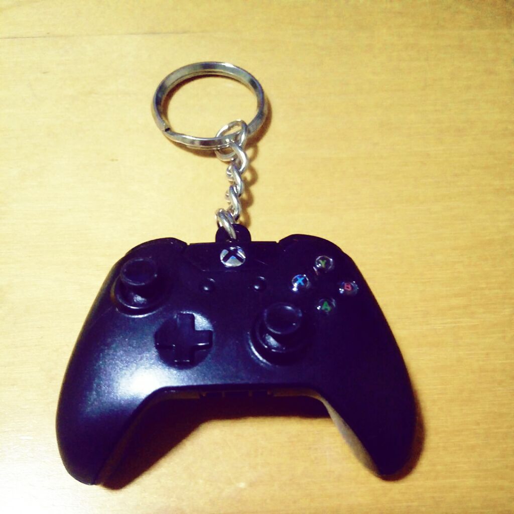 Xbox 1 controller keychain Shopee Singapore