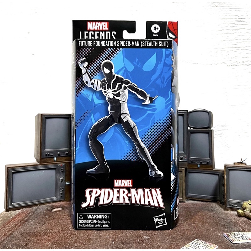 Future foundation spider store man marvel legends