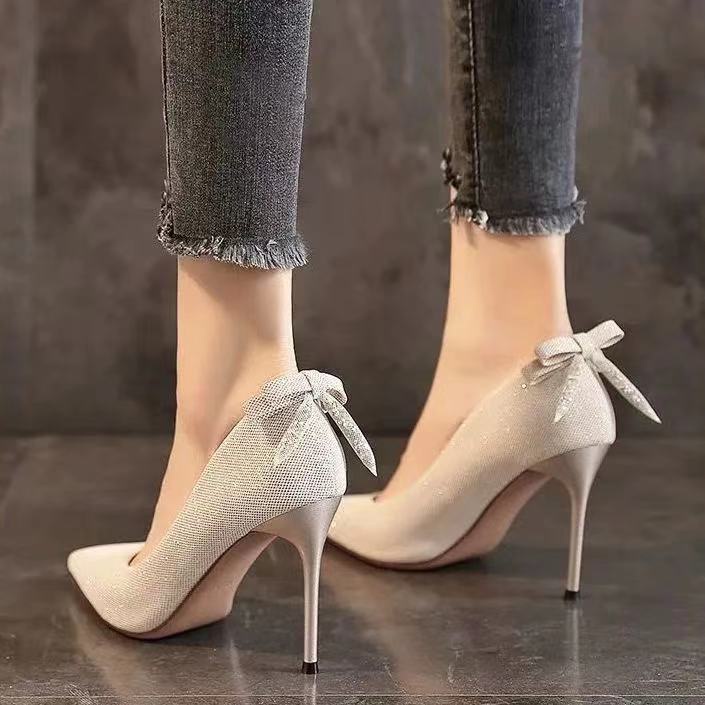 New hot sale style heels