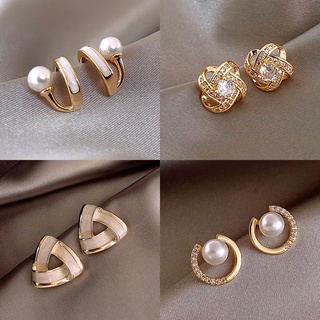 Gold top hot sale earring design