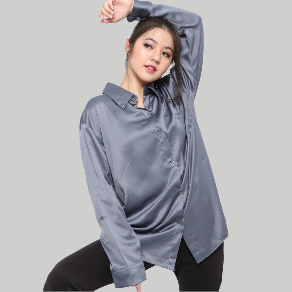Monellina 00653 Kemeja Wanita Lengan Panjang Satin - Gambar 3
