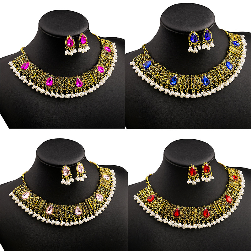 Wedding necklace set on sale gold