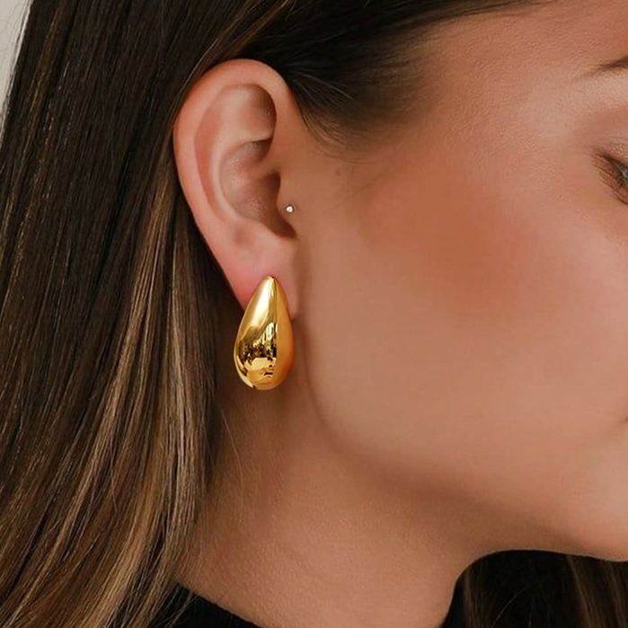 Gold earrings for hot sale women online