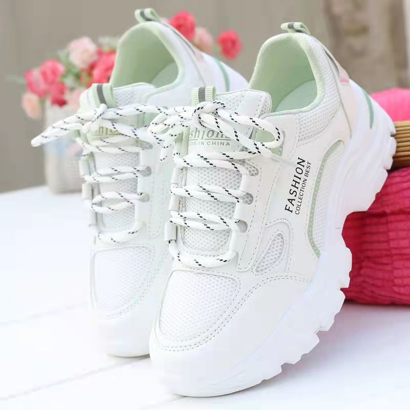 White 2025 thick sneakers