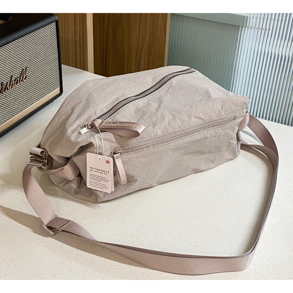 Lululemon Fast Track Bag 2.0 10L 8Color | Shopee Singapore
