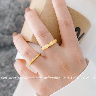 Gold ring finger on sale design