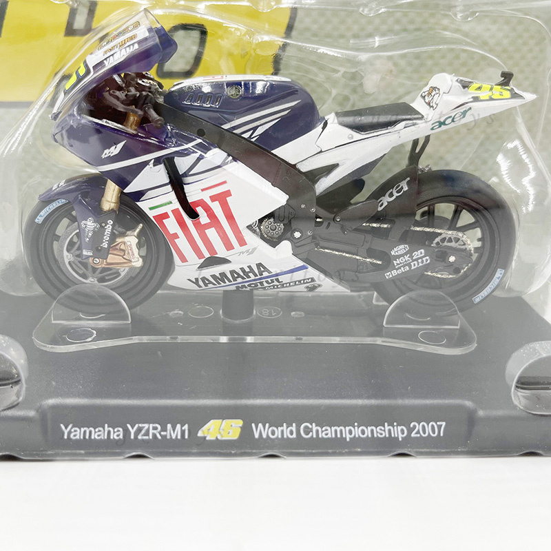 1:18 Diecast Motorcycle Model Toy Valentino Rossi #46 Yamaha YZR