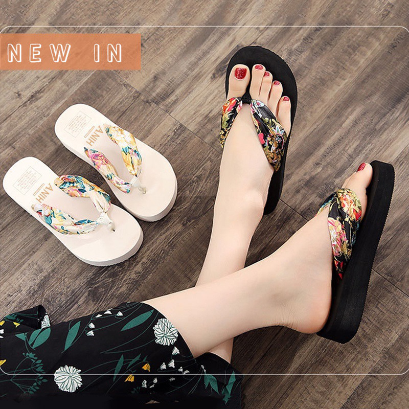 READY STOCK Women Slippers Summer Flip Flops Casual Printing