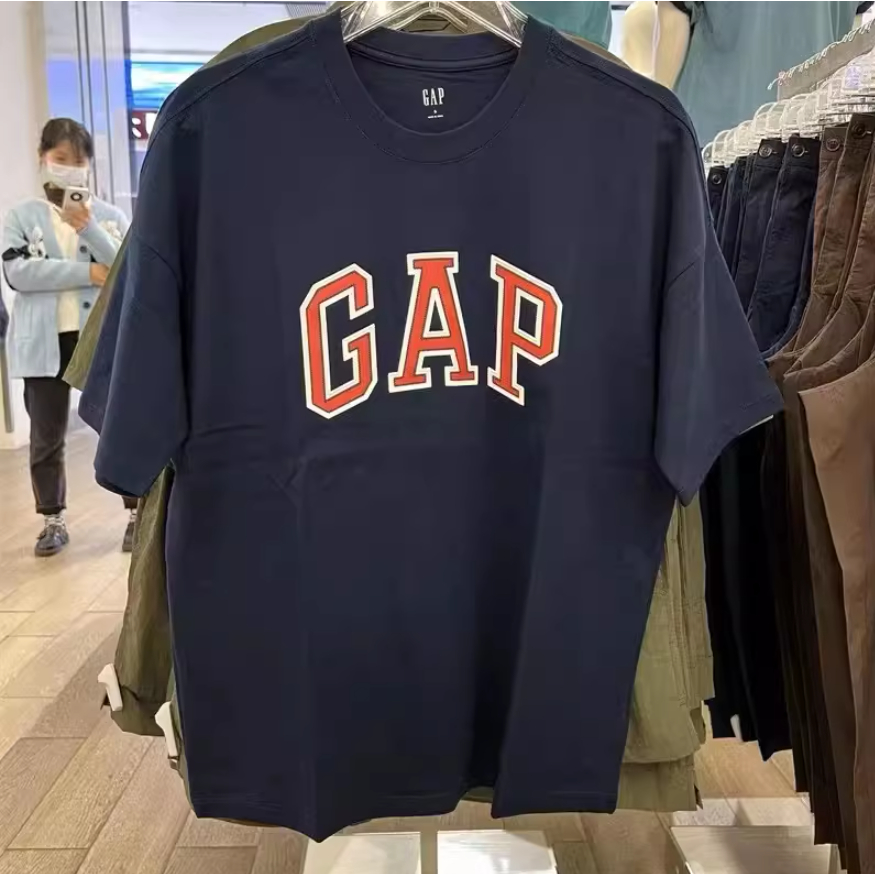 Gap couple deals shirt