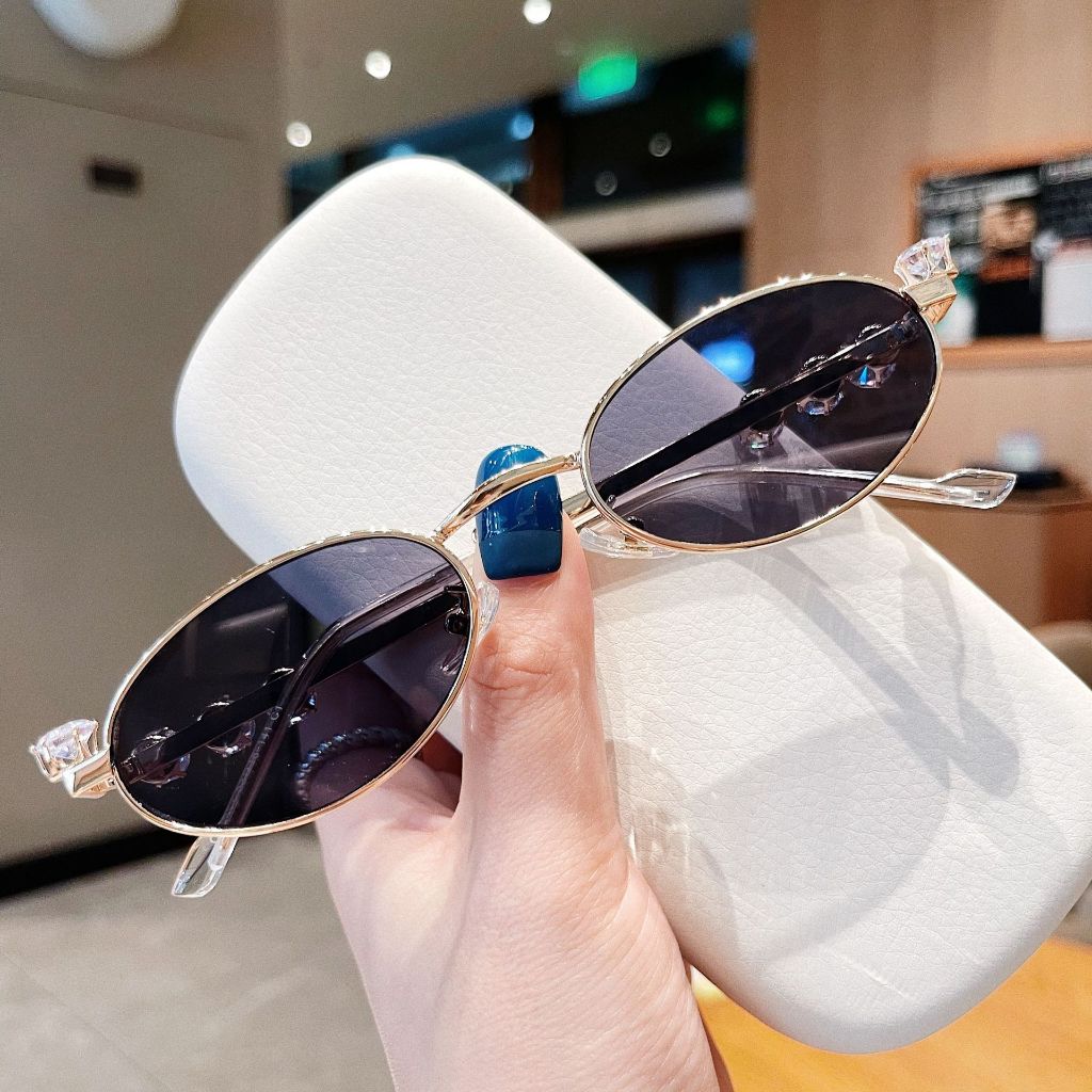 Diamond Oval Glasses Frame Retro Ladies Men Diamond Luxury Brand Designer Glasses Outdoor Sports Party Rhinestone Sunglasses Shopee Singapore