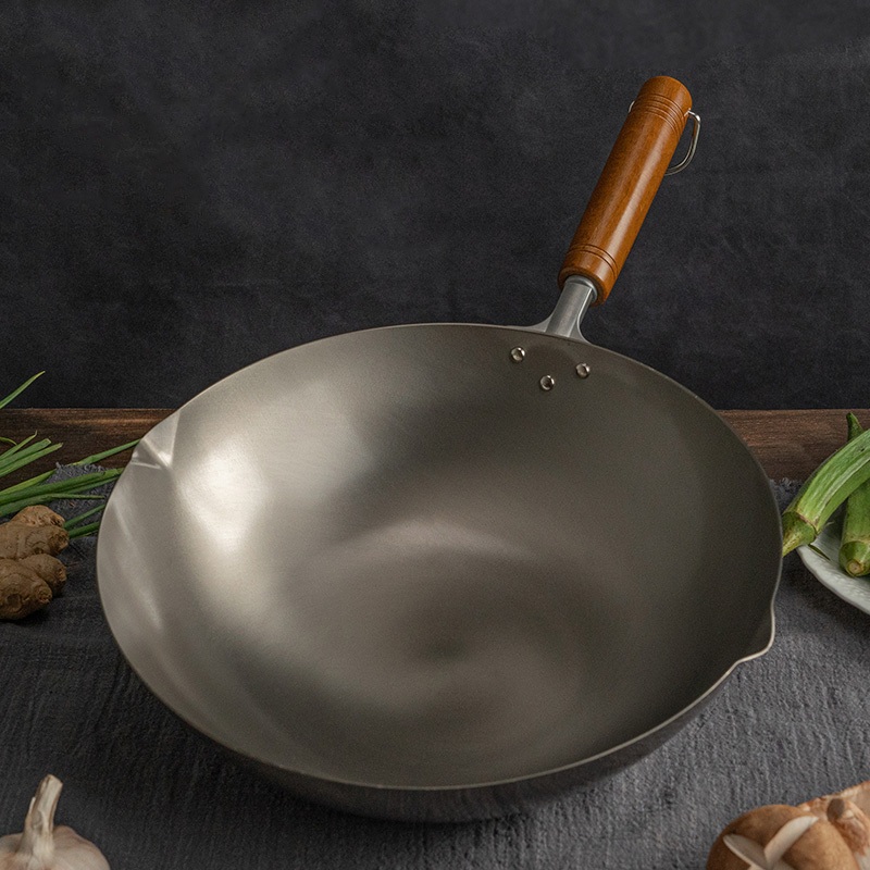 Japanese Original Titanium Wok with Filter, Strong Thermal Conductivity
