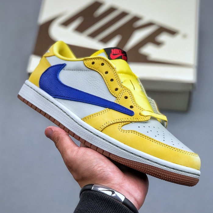 Barb sneakers Fragment x Travis Scott x Air Jordan 1 Low Recreational skateboarding DZ4137 700 Shopee Singapore