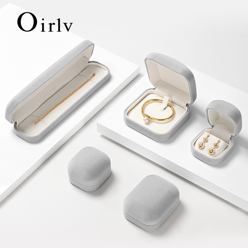 Oirlv Mikrofaser 3 teiliger Ringständer,Ring Organizer,Halter für Ring,Messe Display(Weiß