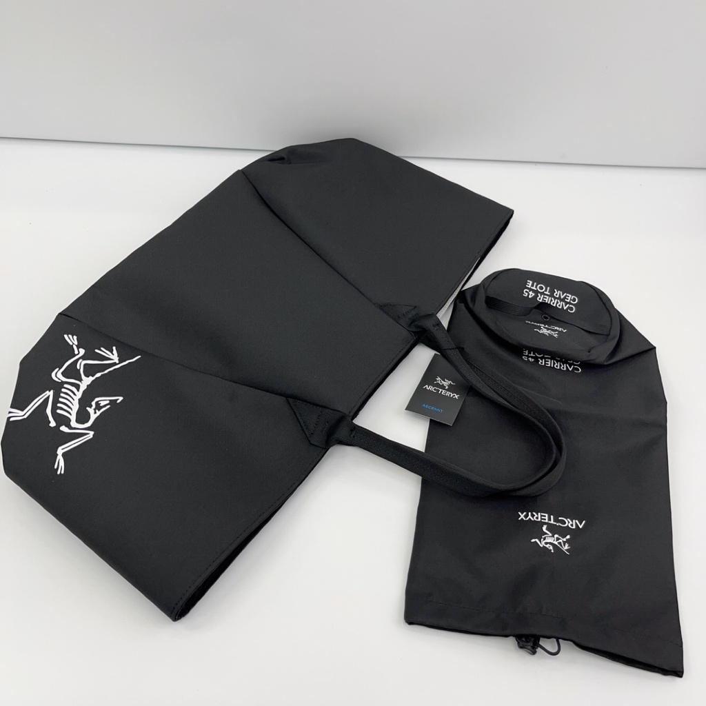 ARC'TERYX Carrier 45 Gear Tote Black | Shopee Singapore