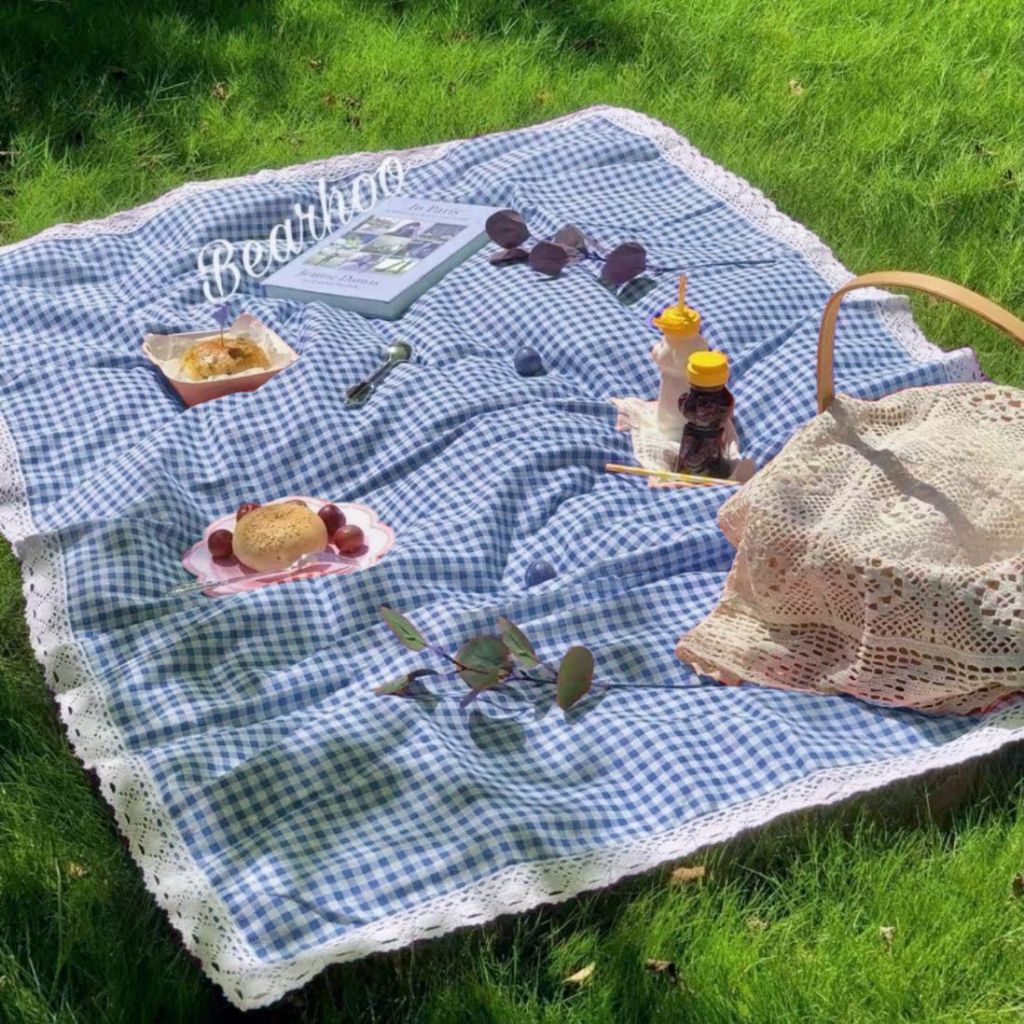 Spring Outing Outdoor Picnic Mat Lace Red Plaid Rectangular Portable ...