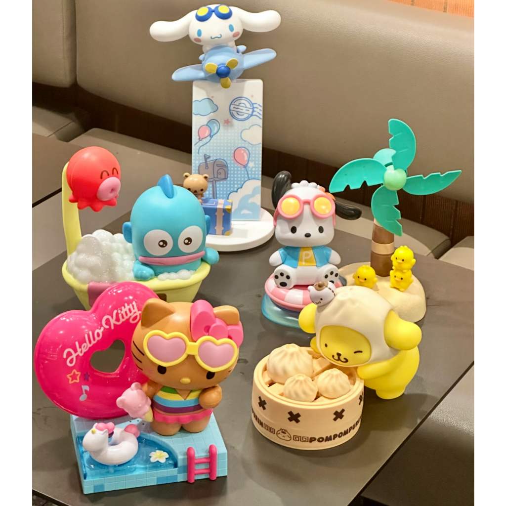 KFC サンリオ　コラボ　ハロキティ　ミュージックムードライト 2026 KFC x Sanrio Collaboration Toy Set，Hanton Bubble Machine