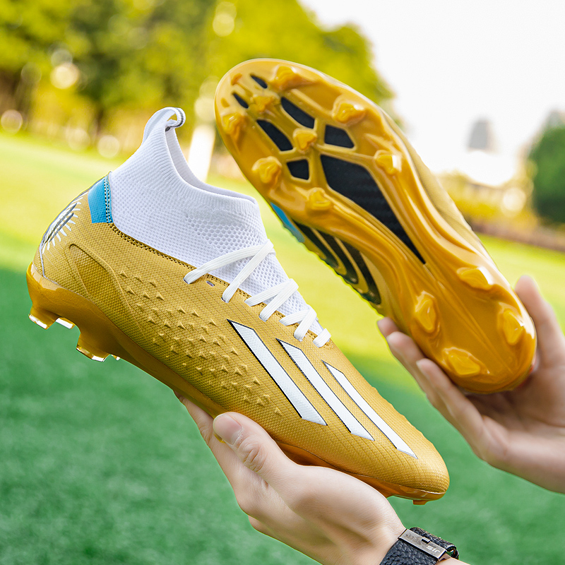 Gold t9 2025 football boots