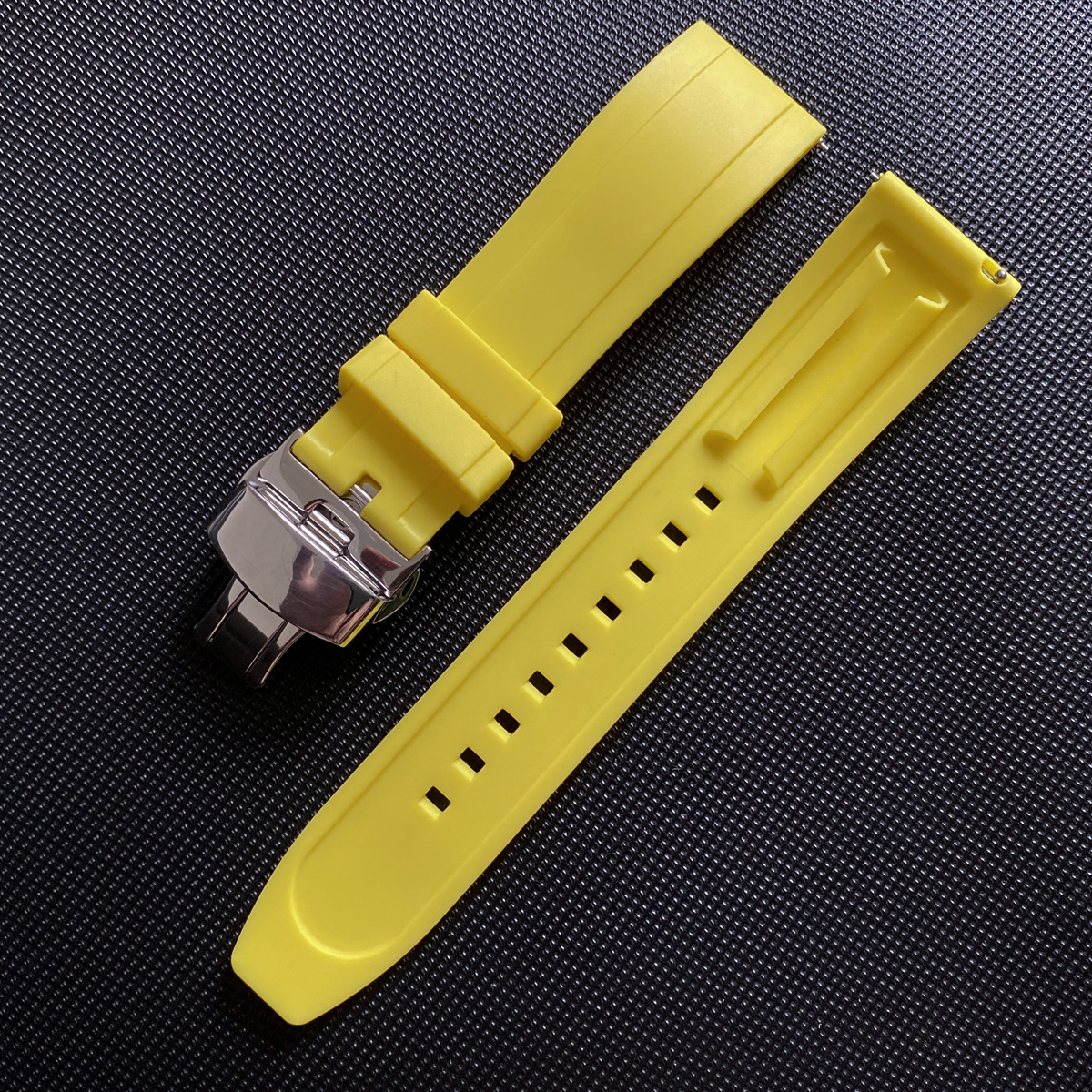 Rubber watch band curved ends outlet