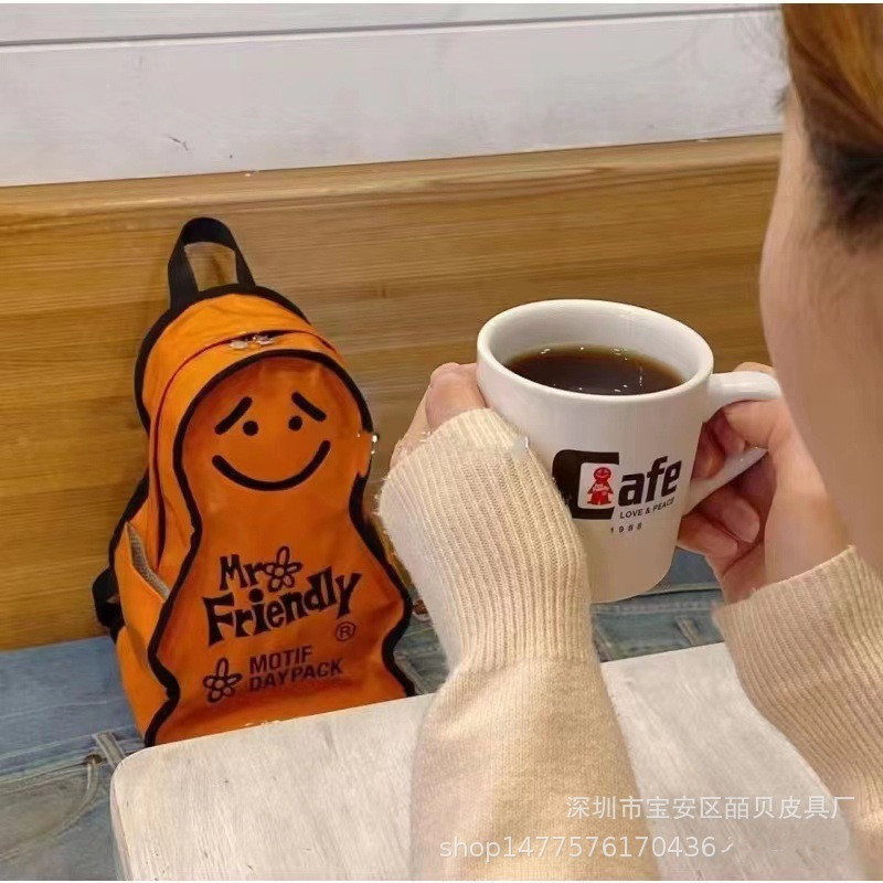 Japanese Korean Cartoon Gingerbread Man Mr. Friendly Smile All-Match ...