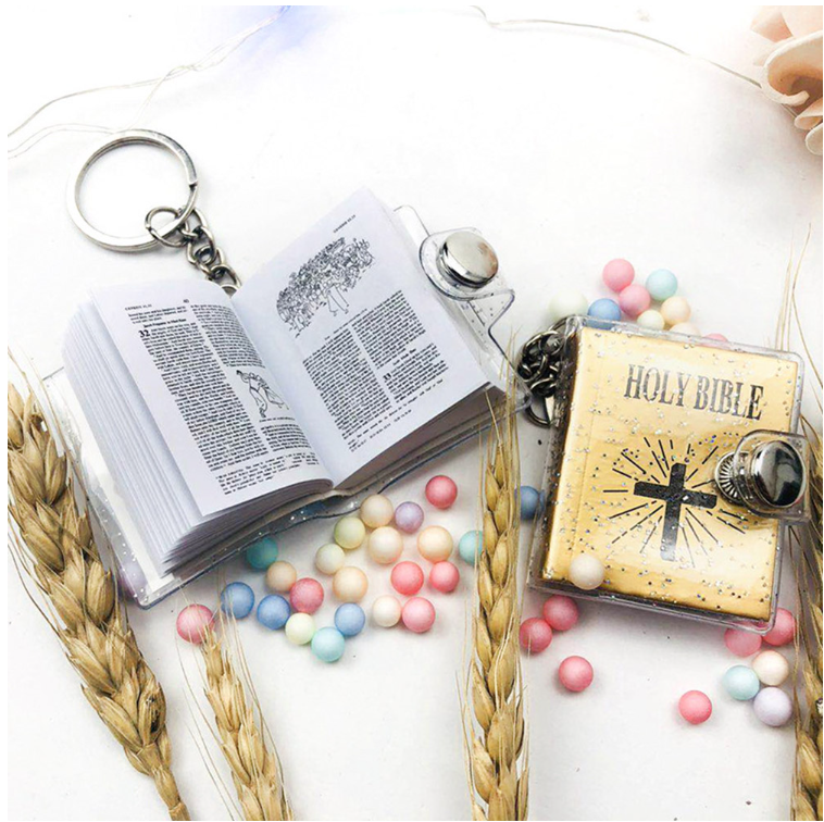 1Pc Christian Jesus HOLY BIBLE Mini Wallet Keychain Key Rings Hanging ...