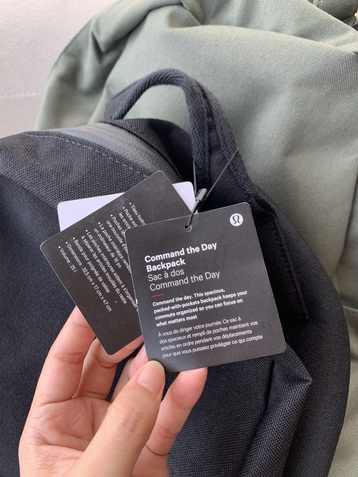 Command the day hot sale commute bag lululemon