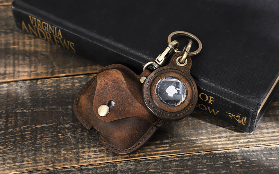 Airpods cover in gange calfskin