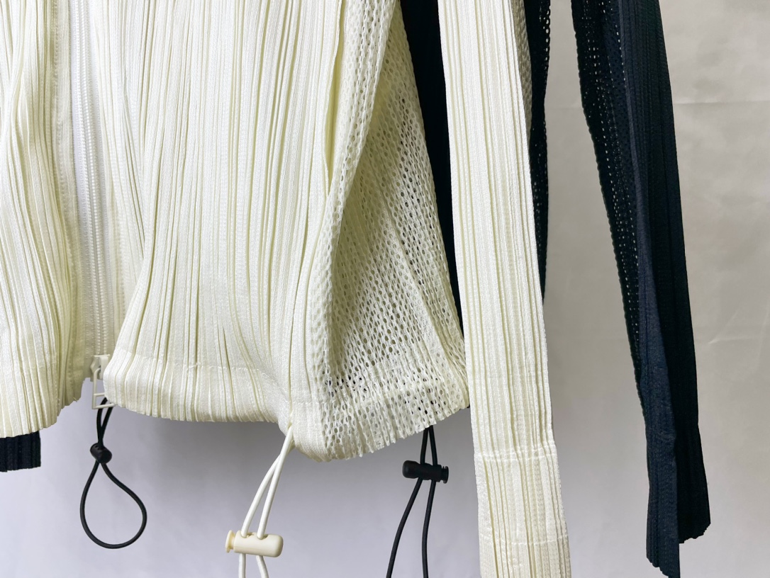 Counter Style Miyake Main Line Series Jacket!Simple Classy Round Neck ...