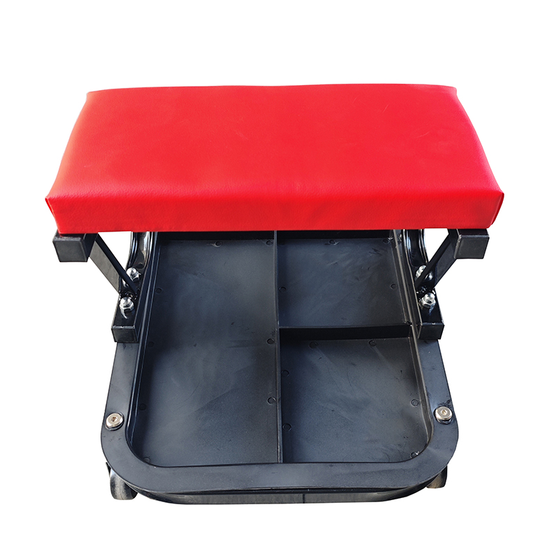 Various styles of practical auto repair stools and tool carts Mechanic ...