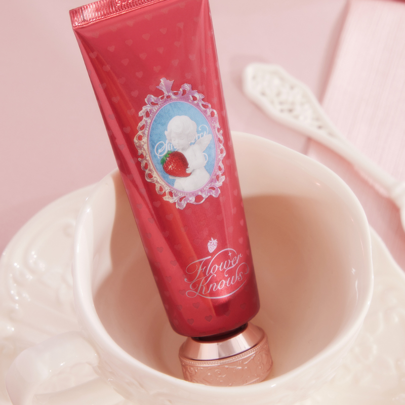 Flower Knows Christmas Limited Scented Hand Cream Strawberry Cupid