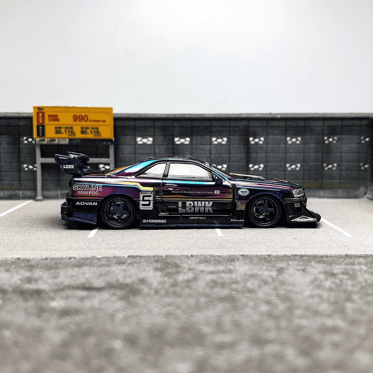 CM Model 1 64 Nissan Skyline LBWK LB-ER34 Super Silhouette Chase ...