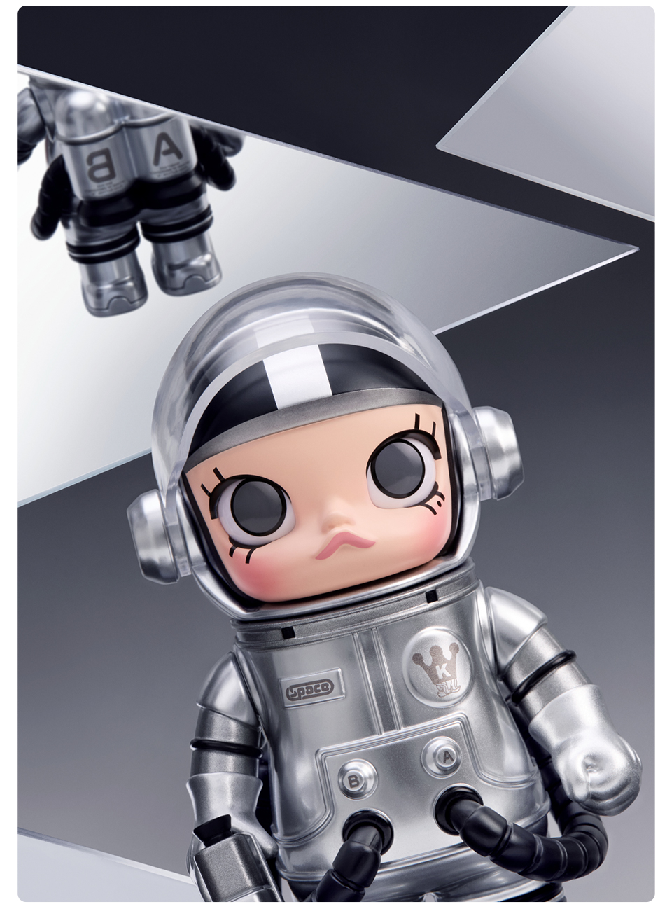 POP MART MEGA SPACE MOLLY 100% Refraction | Shopee Singapore