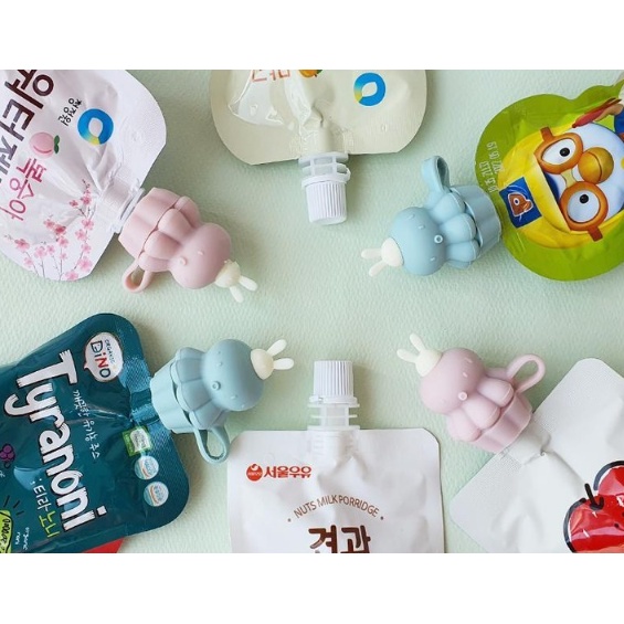 Octopus cap Baby Food Pouch Topper Cap 2p prevention of spills | Shopee ...