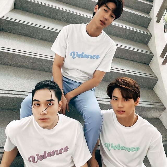 Unofficial T-Shirt Velence VIVID Collection Ver 2 | Shopee Singapore