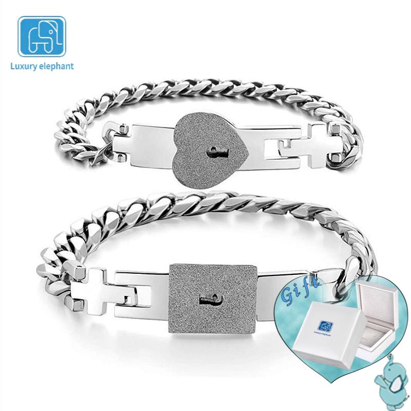 Locking bangle bracelet with on sale key