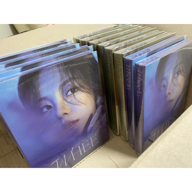 INSTOCK] SEALED MAMAMOO WHEEIN [WHEE] with PHOTOCARD OPTIONS KPOP