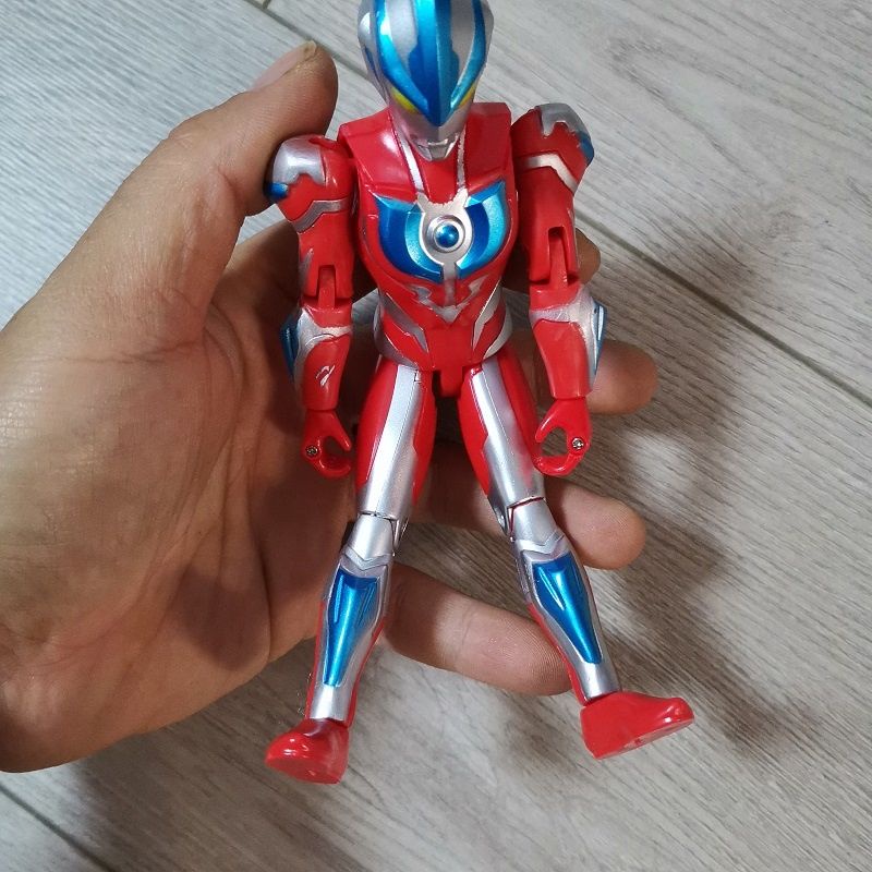 Ultraman Ultraman Ultraman Galactic joint movable deformation doll toy ...